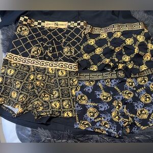 NEW men/ boys boxers. Black Gold Grey Large/medium. Boy shorts. 4 pack